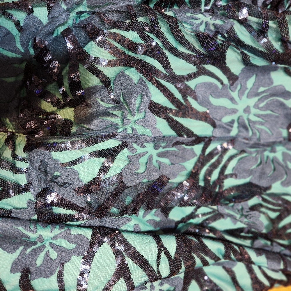 TADASHI SHOJI Elegant Peacock Blue/Green Sequin Dress - Picture 9 of 17